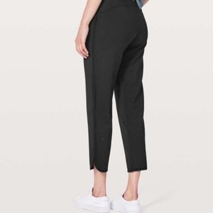 Black Lululemon Cropped Everyday Pant size 6